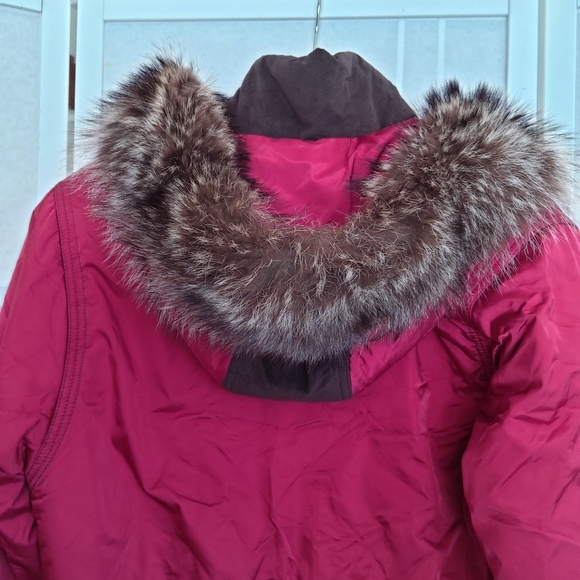 M.Miller red embroidered military ski snow jacket hooded with fur - Picture 4 of 10